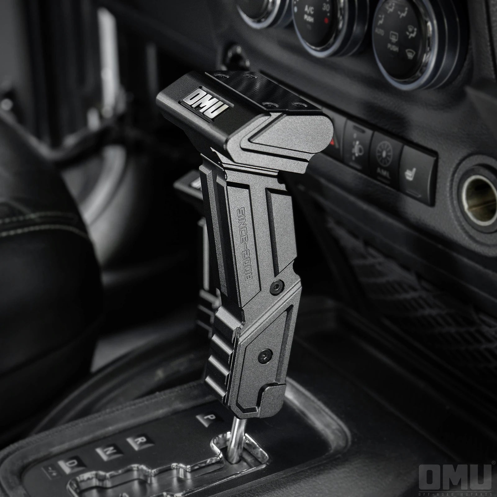Genesis Series Aluminum Gear Lever Shift Knob